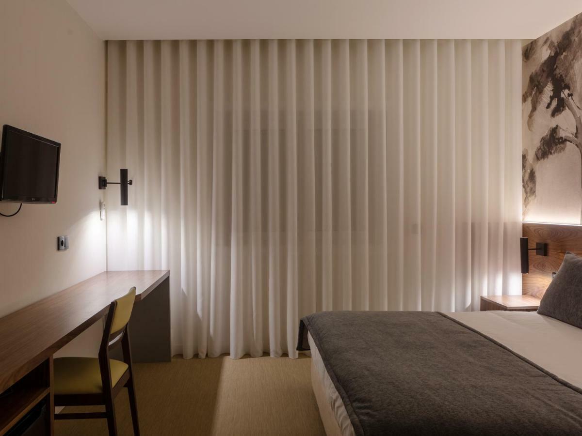 Executive Double,789558573:JPEG